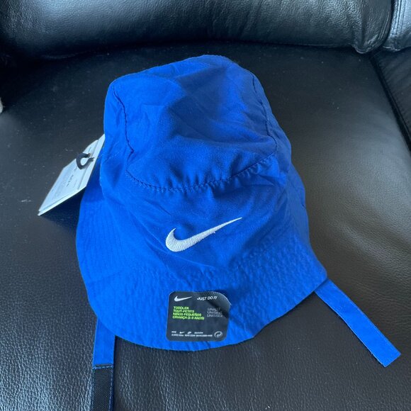 Nike Bucket Hat(Toddler) - Picture 1 of 4